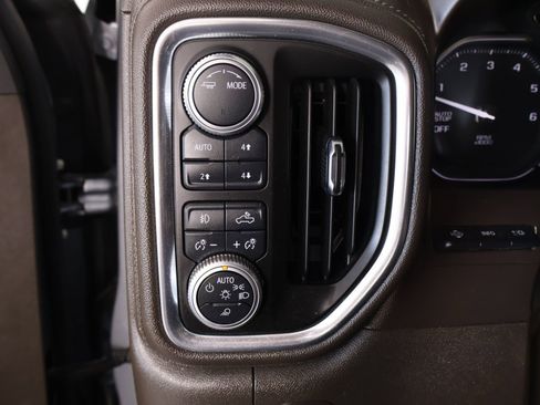 Used 2020 GMC Sierra 1500 Denali w/ Denali Ultimate Package AWD/4WD image 8