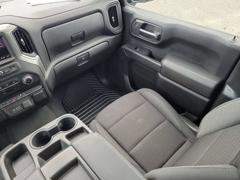 Certified 2024 Chevrolet Silverado 1500 Custom AWD/4WD image 17