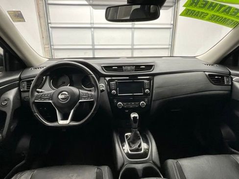 Used 2018 Nissan Rogue SL image 4