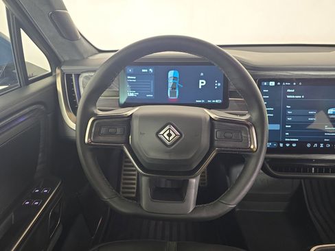 Used 2022 Rivian R1T Adventure image 26