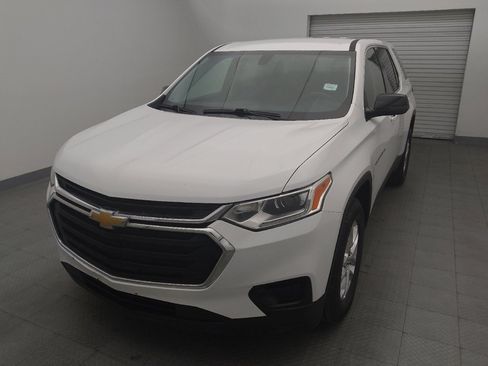 Used 2021 Chevrolet Traverse LS image 15