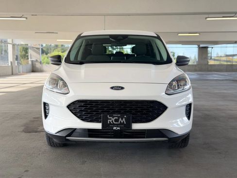 Used 2022 Ford Escape SE AWD/4WD image 2