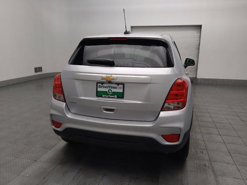 Used 2020 Chevrolet Trax LS w/ Tint and Cruise Package FWD image 7