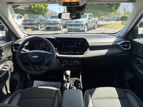 Certified 2025 Chevrolet TrailBlazer LT AWD/4WD image 13