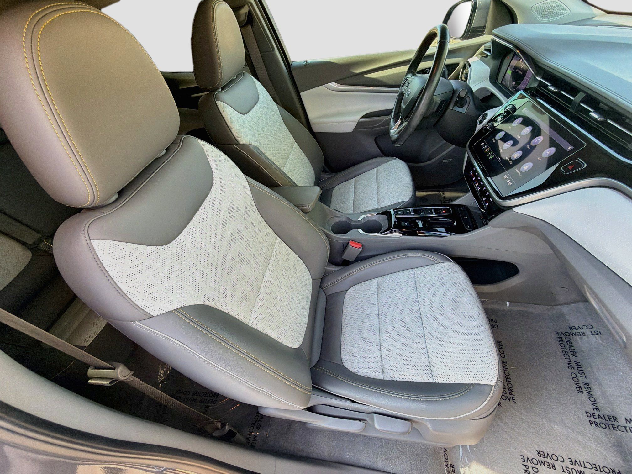 Used 2022 Chevrolet Bolt EUV Premier w/ Sun & Sound Package FWD image 30