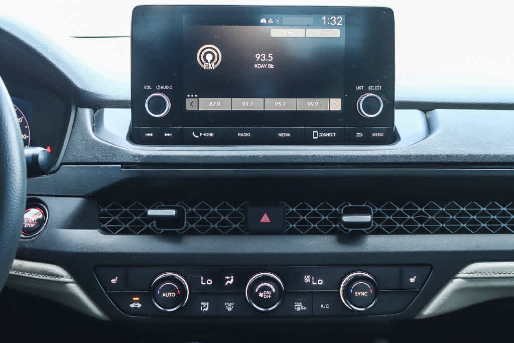 Used 2023 Honda Accord EX image 13