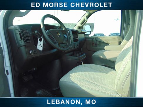 New 2024 Chevrolet Express 3500 w/ Driver Convenience Package image 11