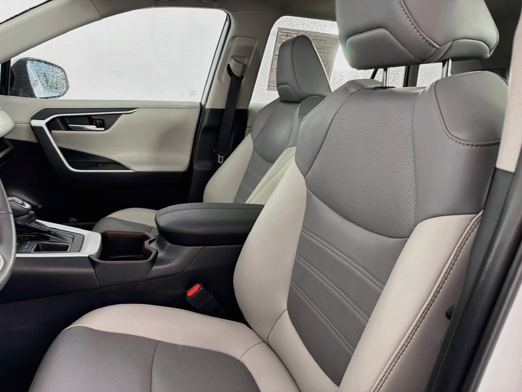 Used 2024 Toyota RAV4 Limited w/ Advanced Technology Package FWD image 34