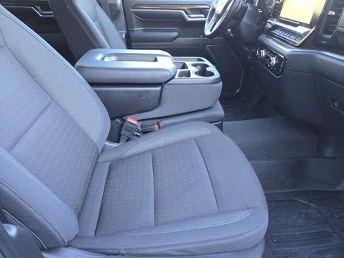 Certified 2024 GMC Sierra 1500 Elevation image 15