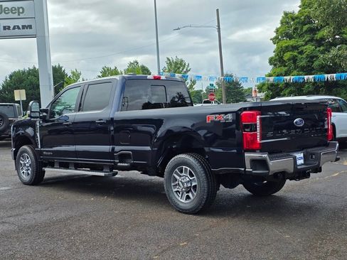 New 2025 Ford F350 Lariat w/ FX4 Off-Road Package image 30