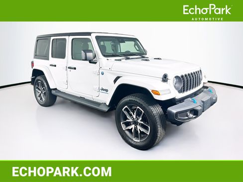 Used 2024 Jeep Wrangler Unlimited w/ Convenience Group AWD/4WD image 1