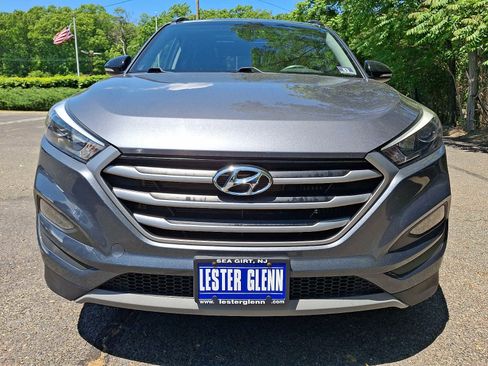 Used 2017 Hyundai Tucson Night AWD/4WD image 2