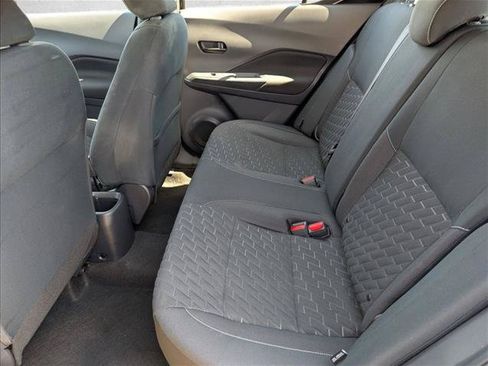 Used 2022 Nissan Kicks S FWD image 17