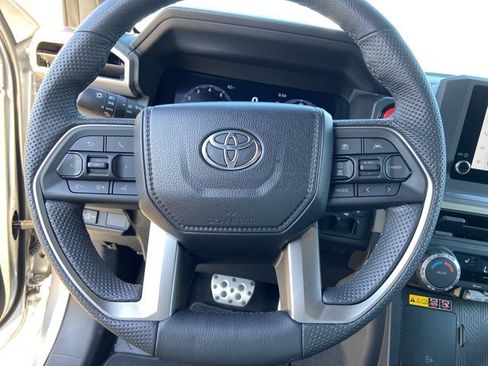 Used 2024 Toyota Tacoma TRD Sport w/ TRD Sport Upgrade Package RWD image 36