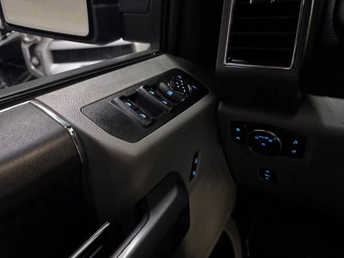 Used 2017 Ford F150 XLT w/ Equipment Group 301A Mid AWD/4WD image 19