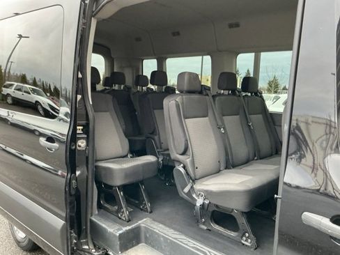 Used 2022 Ford Transit 350 XLT image 9