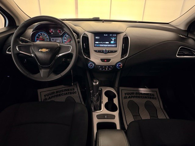 Used 2017 Chevrolet Cruze LS FWD image 19