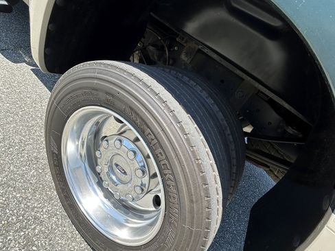 Used 2008 Ford F450 Lariat AWD/4WD image 12