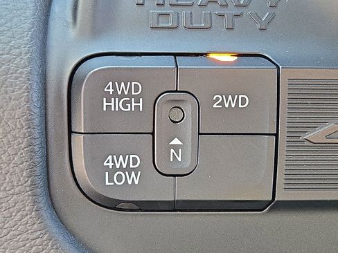 Used 2024 RAM 2500 Big Horn image 25