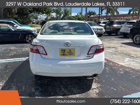 Used 2009 Toyota Camry Hybrid image 11