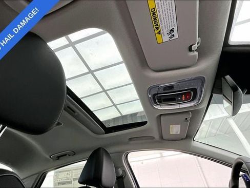 Used 2025 Hyundai Elantra Limited FWD image 10
