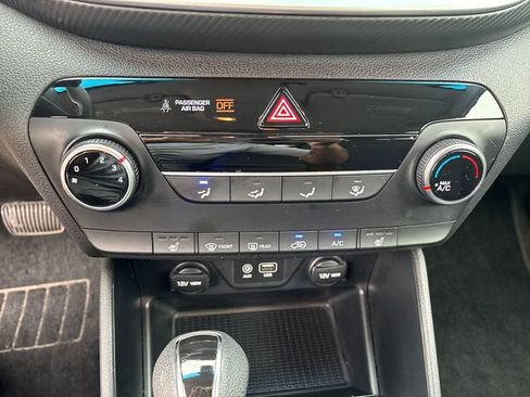 Used 2021 Hyundai Tucson Value FWD image 21