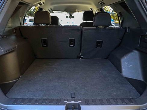 Used 2024 Chevrolet Equinox LT image 23