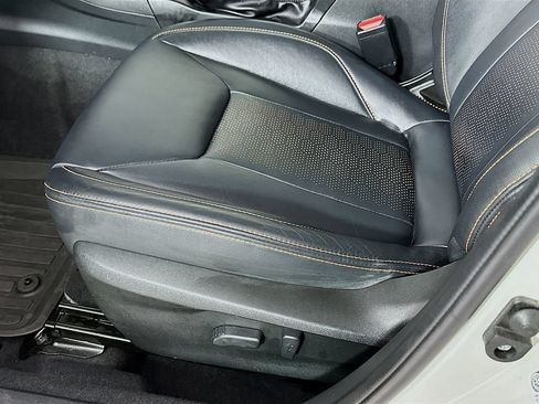 Used 2021 Subaru Crosstrek 2.5i Limited w/ Moonroof Package 2 AWD/4WD image 9