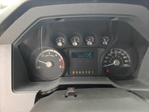 Used 2016 Ford F550 4x4 Regular Cab Super Duty image 26