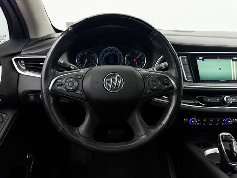 Used 2019 Buick Enclave Avenir w/ Avenir Technology Package FWD image 4