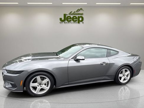 Used 2026 Ford Mustang Coupe RWD image 6