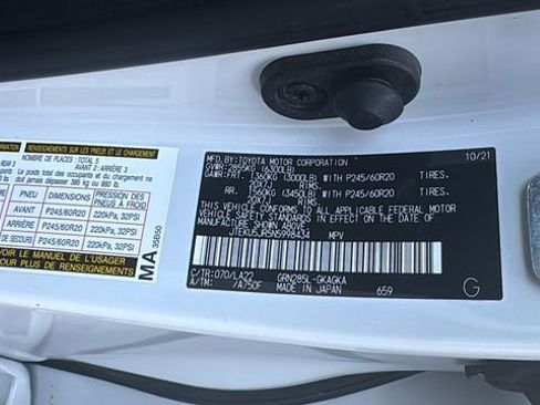 Used 2022 Toyota 4Runner Limited image 36