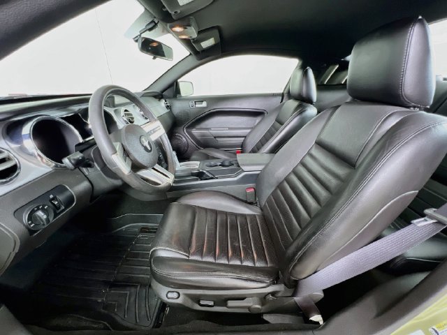 Used 2006 Ford Mustang GT Premium RWD image 10