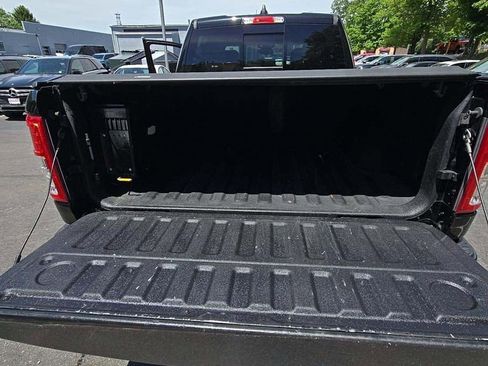 Used 2019 RAM 1500 Big Horn AWD/4WD image 9