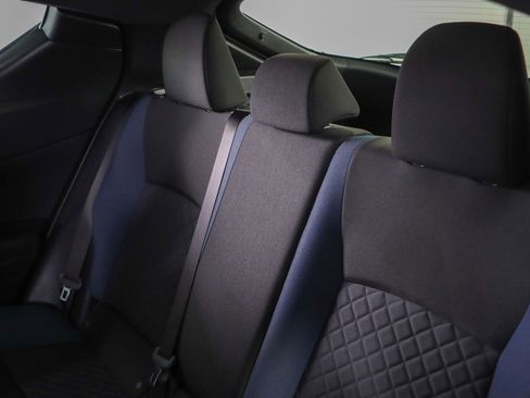 Used 2021 Toyota C-HR XLE image 24