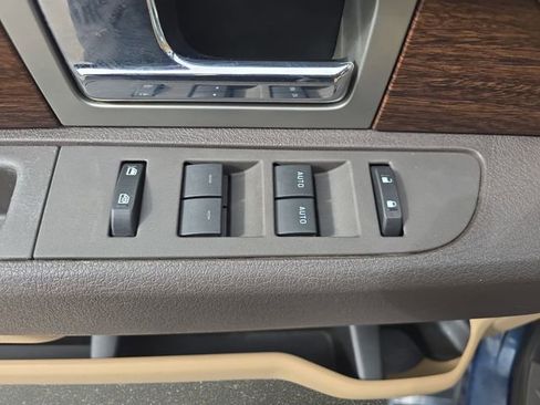 Used 2014 Ford F150 Lariat w/ Equipment Group 502A Luxury AWD/4WD image 28