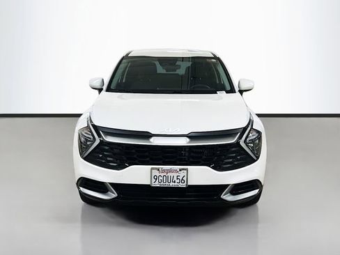 Certified 2023 Kia Sportage LX AWD/4WD image 2