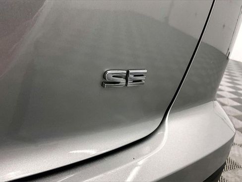 Used 2024 Mitsubishi Eclipse Cross SE image 8