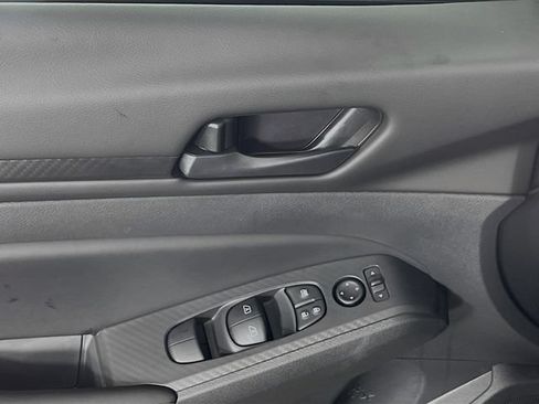 New 2026 Nissan Altima 2.5 SV FWD image 17