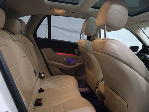 Used 2020 Mercedes-Benz GLC 350e 4MATIC w/ Premium Package image 13