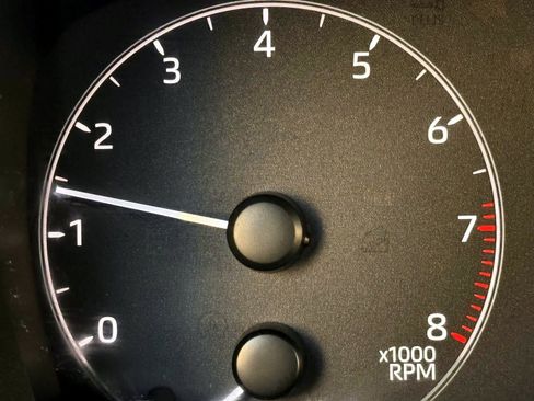 Certified 2024 Toyota Corolla Cross L image 27