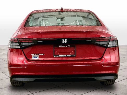 Used 2024 Honda Accord EX image 4