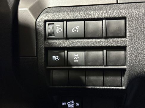 Used 2024 Toyota Tacoma SR5 image 17