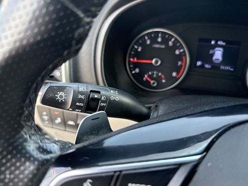Used 2022 Kia Sportage Nightfall Edition image 19