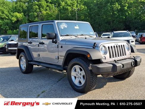 Used 2018 Jeep Wrangler Unlimited Sport S AWD/4WD image 2