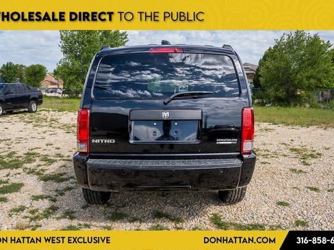 Used 2007 Dodge Nitro SXT RWD image 23