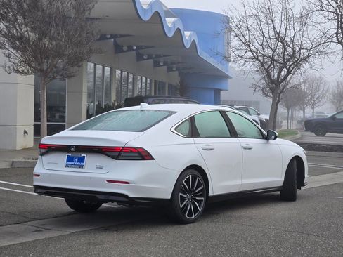 New 2026 Honda Accord Touring image 4