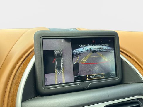 Used 2017 Aston Martin DB11 V12 image 21