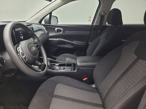 Used 2021 Kia Sorento LX FWD image 17