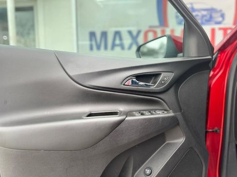 Used 2023 Chevrolet Equinox LT image 31
